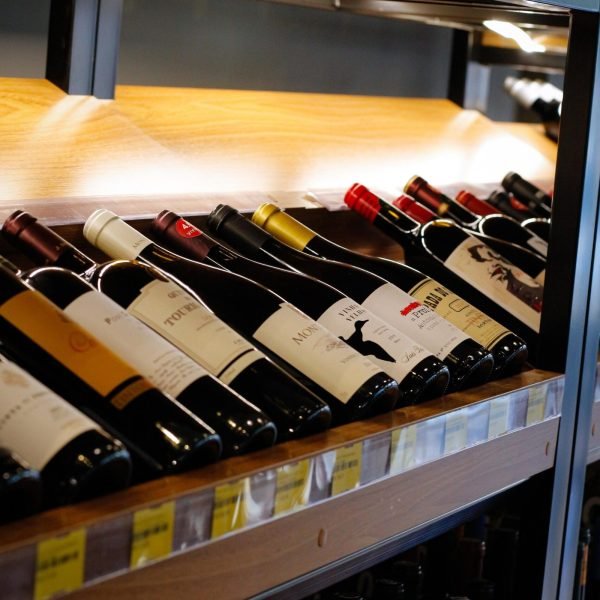 vinhos-destilados-na-adega-nova Estoque de vinho, destilados na Adega Nova